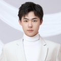 纪录电影《山河为证》定档8月15日 2025-07-07 近日，纪录电影《山河为证》正式宣布定档，将于2025年8月15日登陆全国院线。