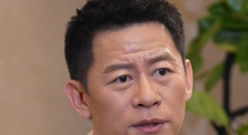 金·卡戴珊主演《诉讼女王》巴黎首映 3 《同乐者》曝预告 《绝命毒师》主创打造科幻新剧 4 《海贼王2》曝海报及剧照 布洛基和东利同框亮相 5 经典美剧《越狱》重启！